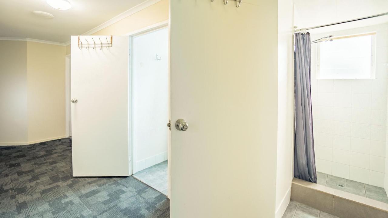Somewhere To Stay Backpackers Бризбейн Екстериор снимка