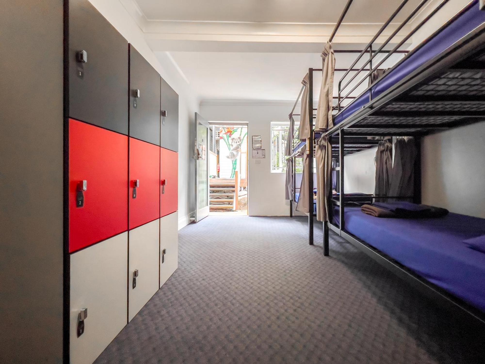Somewhere To Stay Backpackers Бризбейн Стая снимка