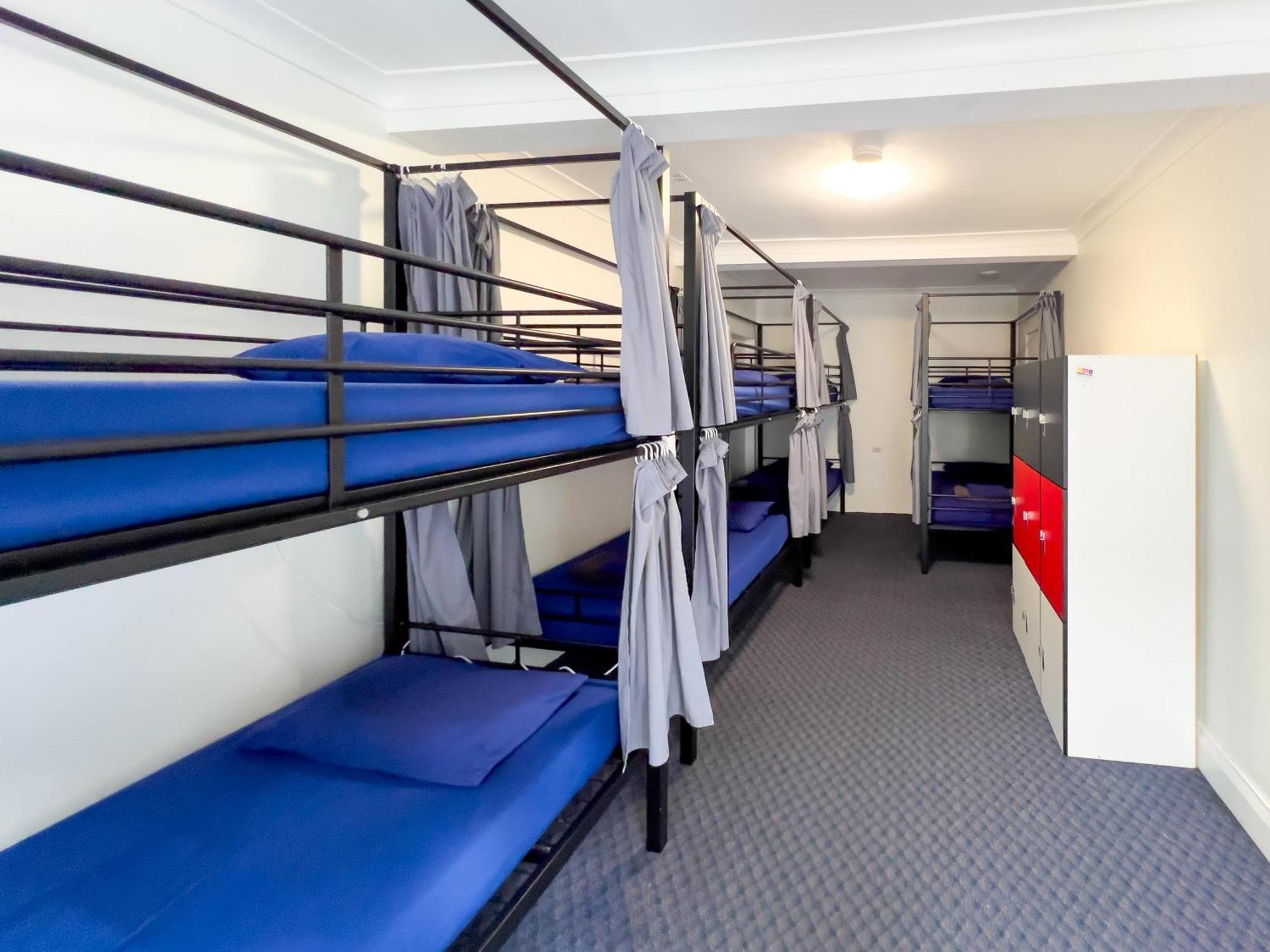 Somewhere To Stay Backpackers Бризбейн Стая снимка